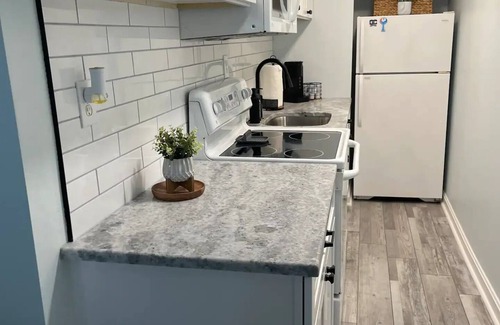 North Ocean City Condo | Beautiful newly renovated ocean block1 bed 1 bath condo, Wi-Fi and cable tv.