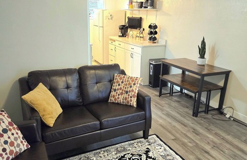 Ogden Apartment | Beautiful Newly Renovated Basement Apartment