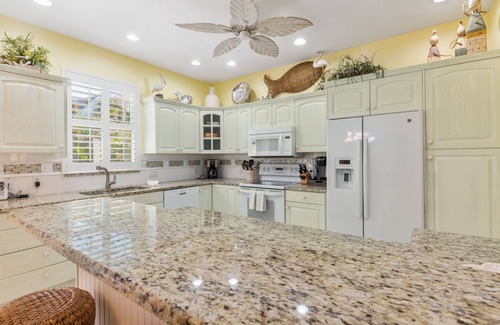 Anna Maria House | Beautiful North-End Home! Pool with In-ground Spa, Shuffleboard!