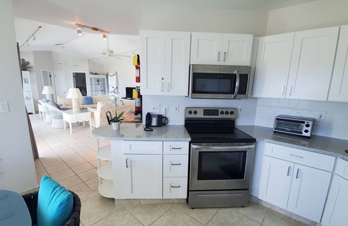 Wheeland Settlement Condo | Beautiful Ocean View 3 Bedroom Condo on the Beach