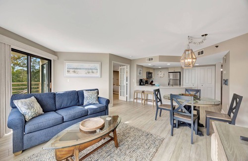 Palmetto Dunes Condo | BEAUTIFUL OCEAN/BEACH VIEWS-Villamare Bldg 3-100% Renovated-Guaranteed CLEAN!