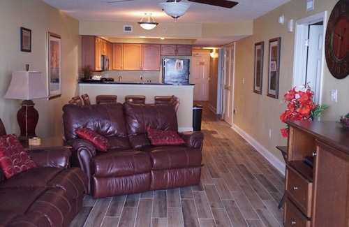 Crescent Beach Condo | Beautiful Oceanfront Condo near Cherry Grove! A few miles from Barefoot Landing!