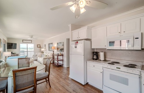 North Myrtle Beach Condo | Beautiful Oceanfront/Inlet Views 2BR/2BA Gated Condo With Pool - Sleeps 6