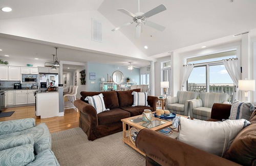 Midtown Ocean City Condo | Beautiful Ocean and Bay Views from this Premier 5 Bedroom Property In St Kitts!