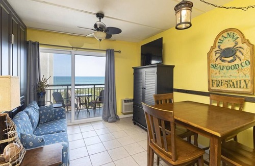Crescent Beach Condo | Beautiful Oceanfront Condo ~ Heated Pool ~ Sugar Sand Beach