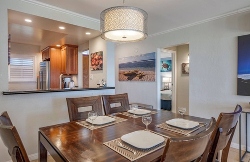 Kihei Condo | Beautiful Ocean View! Steps to the Beach, King Bed, Pool, Air Conditioning