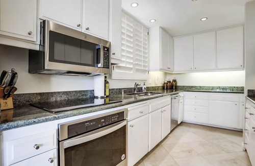 Beach Barber Tract Condo | Beautiful Ocean Views and Steps to the Beach