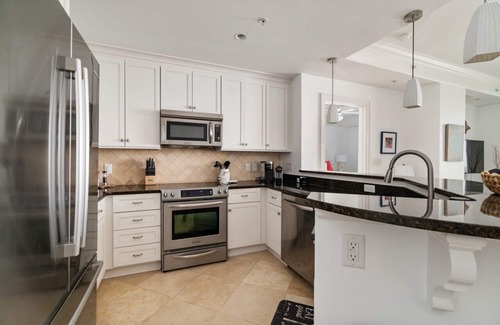 Salter Path Villa | Beautiful Oceanfront, 6th Floor Villa at Grande Villas Resort