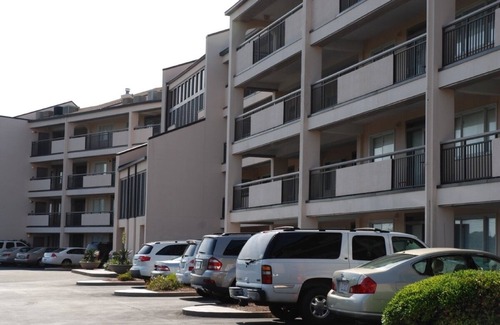 Pine Knoll Shores Condo | Beautiful Oceanfront Condo with 4 Bedrooms & 4 Baths