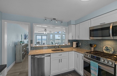Narragansett Pier Condo | Beautiful Oceanfront Condo steps away from Narragansett Town Beach