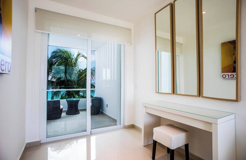San Miguel House | BEAUTIFUL OCEANFRONT HOME IN COZUMEL ISLAND
