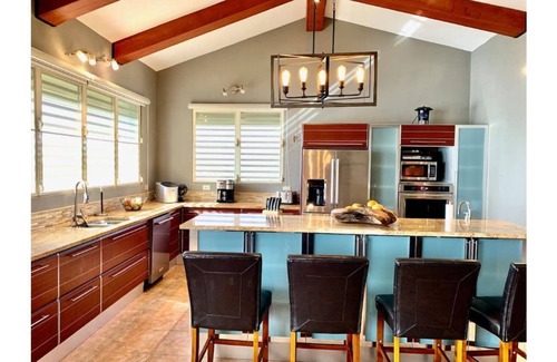 Sardinera House | Beautiful oceanfront home amazing panoramic view