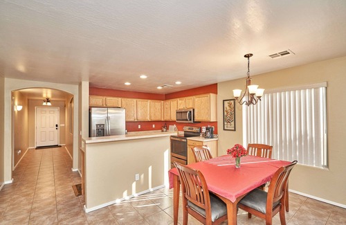 San Tan Valley House | Beautiful One Story Home in Johnson Ranch with Golf Course Views!