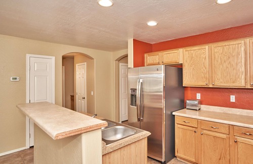 San Tan Valley House | Beautiful One Story Home in Johnson Ranch with Golf Course Views!