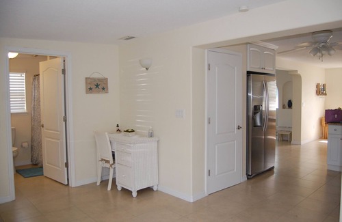 O'byrne House | Beautiful Ormond-by-the Sea House - Walking Distance to Beach