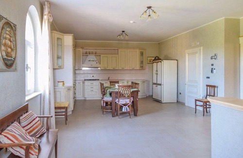 Castrovillari Villa | Beautiful private villa with private pool, hot tub, WIFI, patio, pets allowed and panoramic view