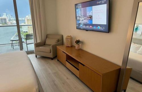 Hallandale Beach Apartment | Beautiful partment in Hallandale Beach