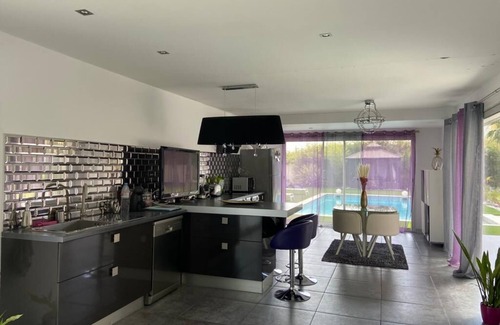 Les Accates Villa | Beautiful, peaceful villa close to all amenities