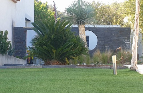 Les Accates Villa | Beautiful, peaceful villa close to all amenities