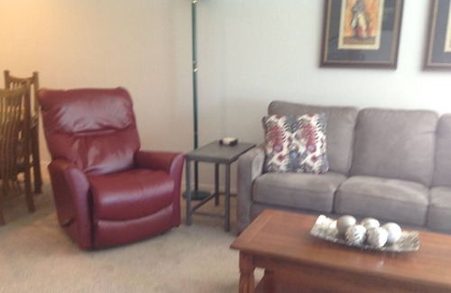 Branson Condo | Beautiful Penthouse 2 Bedroom 2 Bath Condo On Golf Course Near Branson Landing