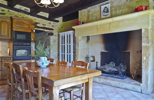 Bouillac House | Beautiful Perigordian House, with private pool and garden in a tranquil setting.