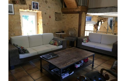 Gourdon House | Beautiful Perigordian house with swimming pool