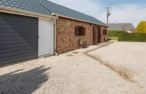La Haye-d'Ectot House | Beautiful private villa for 4 people with TV, terrace, pets allowed and parking