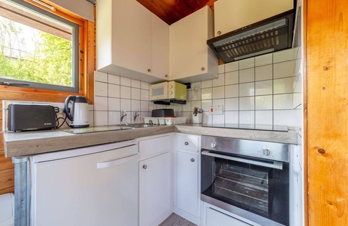 Brazzacott House | Beautiful private villa for 4 guests with WIFI, TV and pets allowed