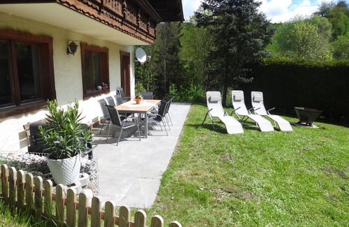 Bischofshofen House | Beautiful private villa for 9 people with WIFI, TV, terrace, pets allowed and panoramic view