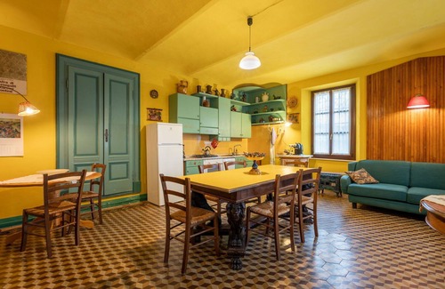 Cossano Belbo House | Beautiful private villa for 10 people with private pool, A/C, patio and pets allowed