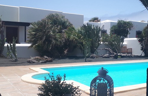 Montana Roja Villa | Beautiful private 2 bed villa with own pool in quiet location