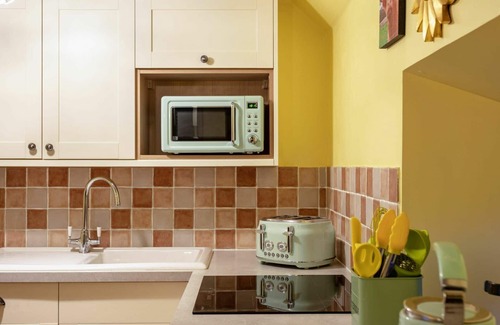 Aberchirder House | Beautiful private villa for 2 people with WIFI and parking