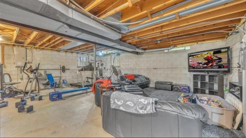 Plymouth House | Beautiful private home in the woods BONUS Hot Tub