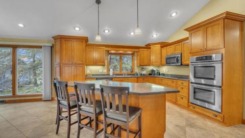 Plymouth House | Beautiful private home in the woods BONUS Hot Tub
