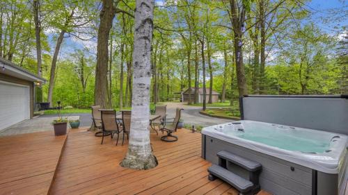 Plymouth House | Beautiful private home in the woods BONUS Hot Tub
