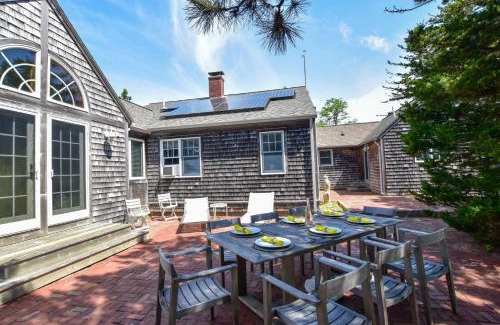Truro House | Beautiful Private home in Truro with bonus Cottage