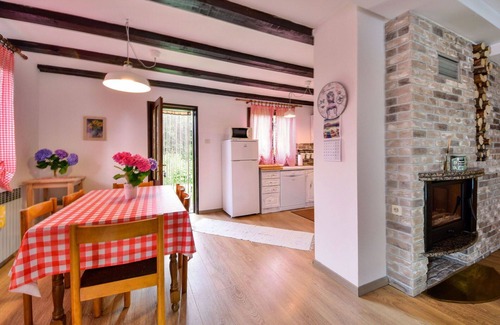 Skrad House | Beautiful private villa for 6 people with A/C, private pool, WIFI, TV, terrace and panoramic view