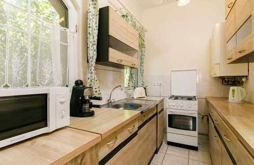 Balatonoszod House | Beautiful private villa for 5 people with WIFI, A/C, TV and terrace