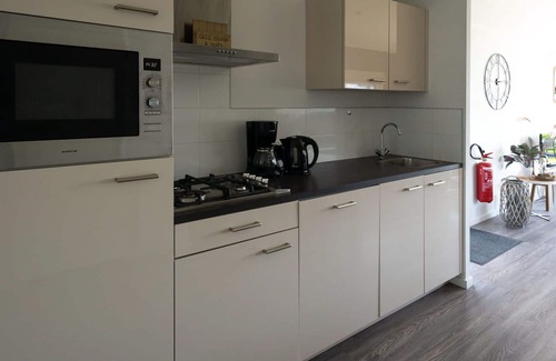 Bovenkarspel House | Beautiful private villa for 4 people with WIFI, TV and terrace