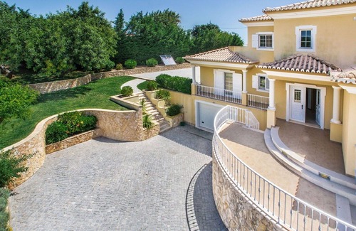 Pata de Cima Villa | Beautiful private villa for 12 guests with private pool, A/C, WIFI, TV, terrace and panoramic view