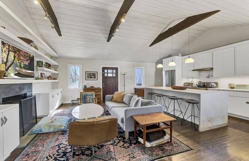 Clearwater Beach House | Beautiful private gated property w/private beach access