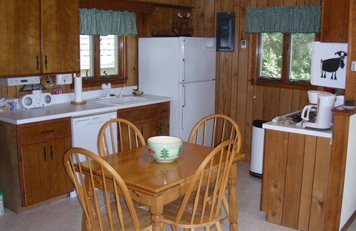 Mackinaw City Cottage | Beautiful Private Sandy Lake Michigan Beach Cottage -WiFi