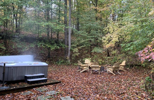 New Marshfield Cabin | Beautiful, private, serene and clean! Near Athens and Hocking Hills.