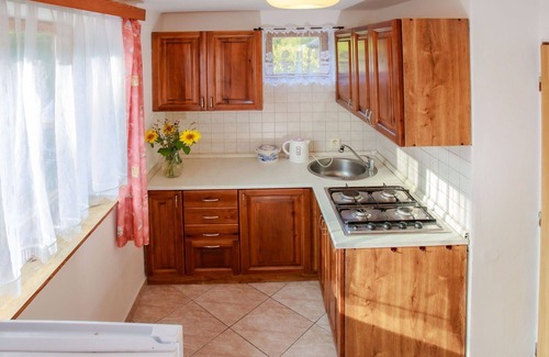 Zabovresky House | Beautiful private villa for 5 guests with WIFI, TV, terrace, pets allowed and parking