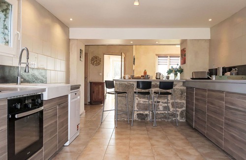 Trevou-Treguignec Villa | Beautiful private villa for 10 guests with WIFI, TV, terrace and pets allowed