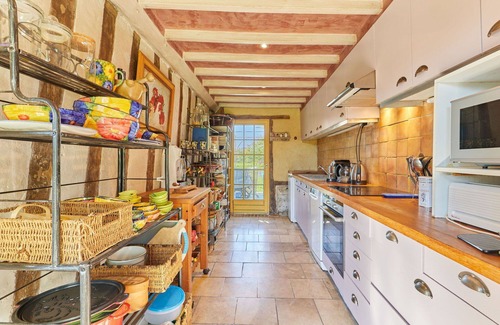 Vatteville La Rue House | Beautiful private villa for 9 people with private pool, WIFI, TV, pets allowed and parking