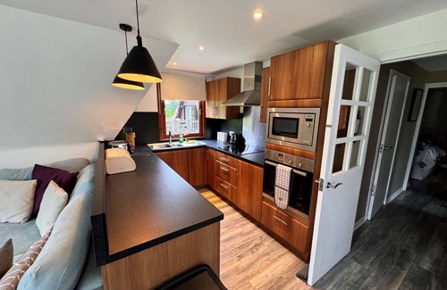 South Laggan House | Beautiful private villa for 6 people with WIFI, TV, terrace, pets allowed and panoramic view