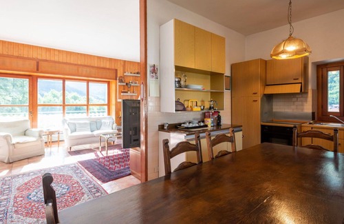 Pellizzano Villa | Beautiful private villa for 8 guests with WIFI, TV, terrace and pets allowed