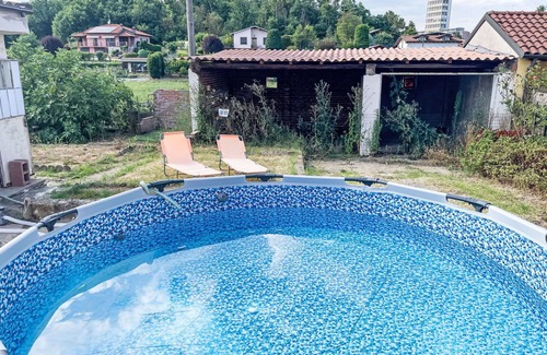 Quattordio House | Beautiful private villa for 2 people with private pool, WIFI, patio, pets allowed and parking