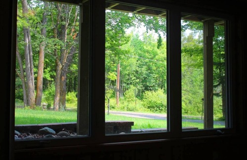 Proctor Apartment | Beautiful, private vacation space. Cabin feel right outside the city!